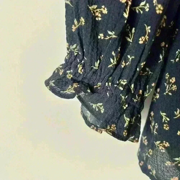 Madewell Floral Puff Sleeve Peplum Wrap Top - Picture 6 of 8